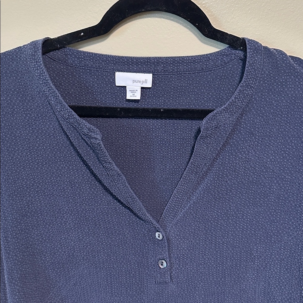 Pure Jill Chic Navy V-Neck Tunic Top Size Medium Petite - Picture 3 of 6